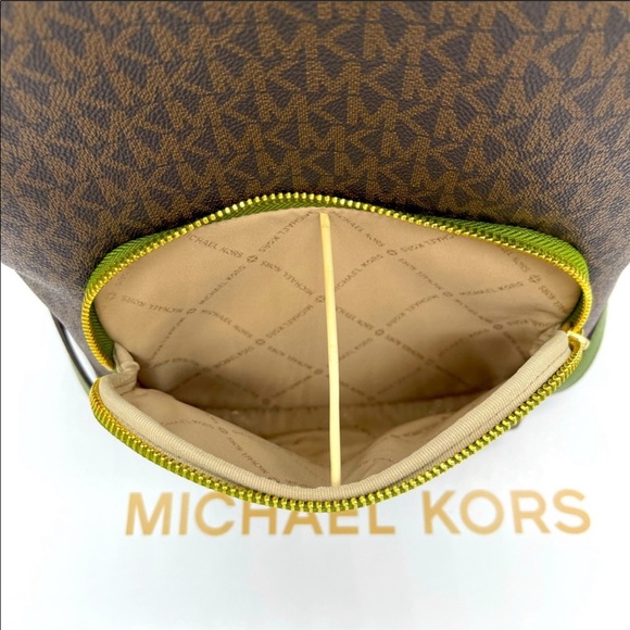 Michael Kors Medium Erin Backpack - Picture 7 of 11